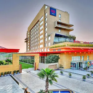 ***** Hotel Radisson Red Chandigarh India